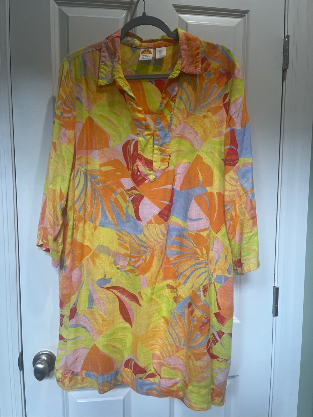 C&C California Tropical Print Long Sleeve Tunic Dress in Yellow & Orange